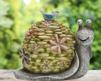 Solar Powered LED Outdoor Decor Garden Light Resin Snail Figurine - default